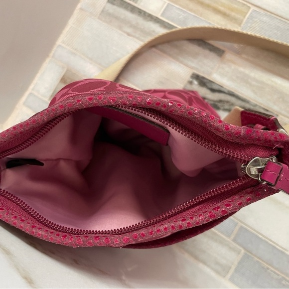 Auth Coach Python Pink Signature Jacquard Lizard Leather Trim Bag 43457 - Picture 9 of 15